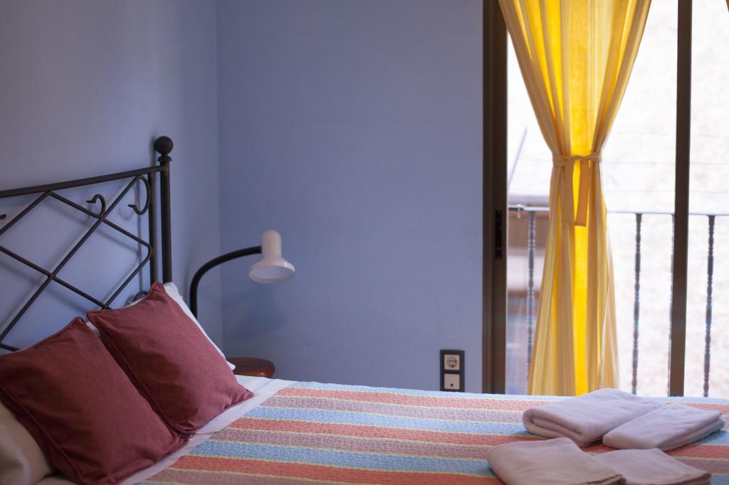 Apartamentos Maribel 卡拉塞特 外观 照片