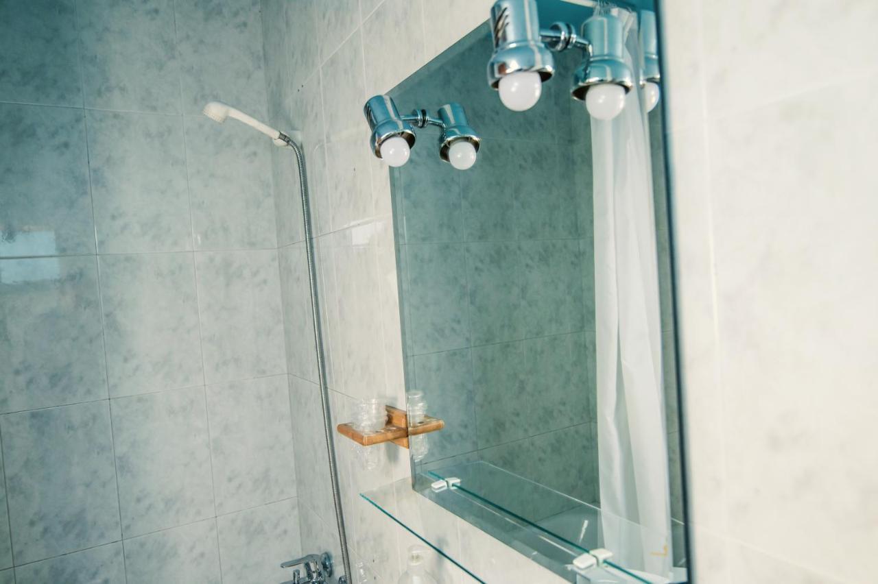 Apartamentos Maribel 卡拉塞特 外观 照片