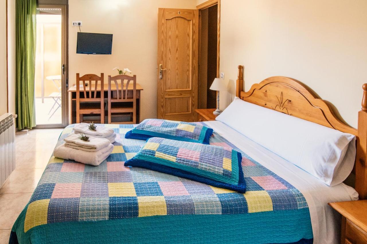 Apartamentos Maribel 卡拉塞特 外观 照片